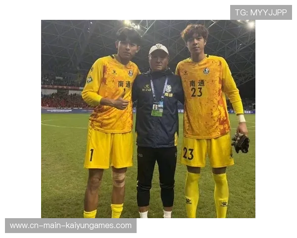 传奇门将退役仪式温情上演，球迷泪洒球场