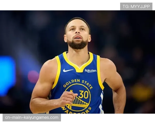 勇士凭借团队合作胜太阳,库里和穆迪表现突出,勇士 穆迪 勇士凭借团队合作胜太阳,库里和穆迪表现突出,勇士 穆迪