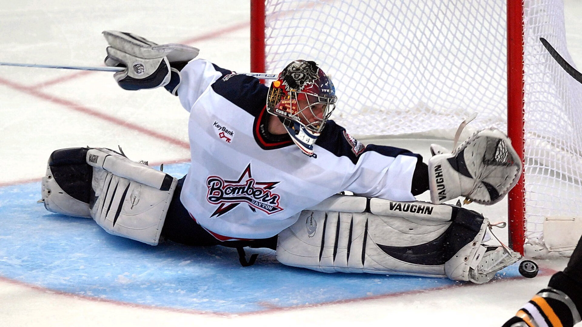 开云娱乐-五大联赛替补登场时间分配如何保障体能与表现平衡，五大联赛还剩几轮